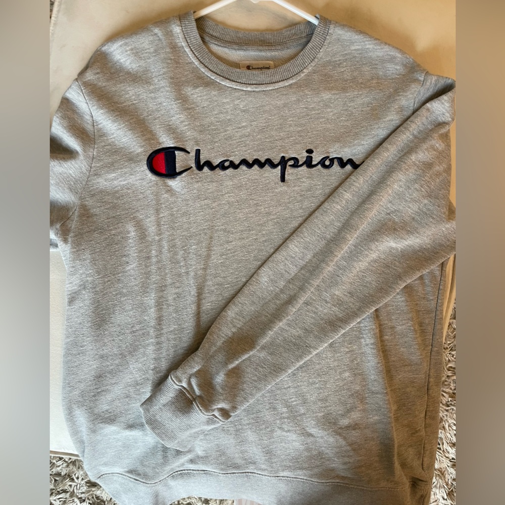 Champion light grey pull over crew neck